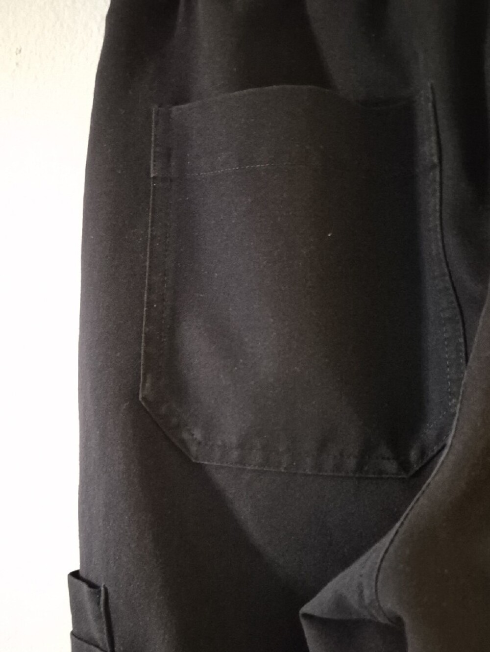 Figs  Technical  Collection Women's Black Straight Leg Cargo Pants - Picture 9 of 15